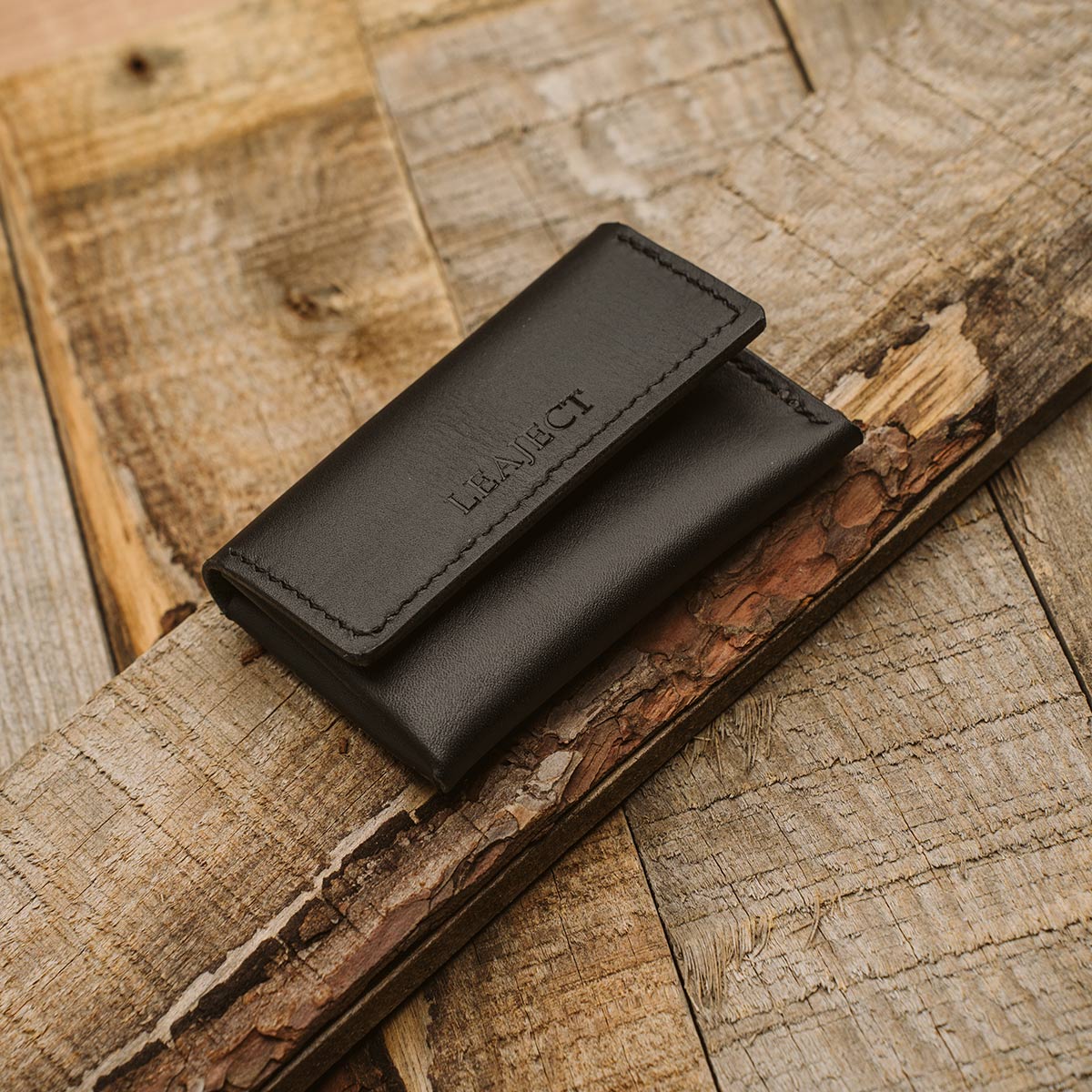 Handmade Leather Card Case "Magnum"