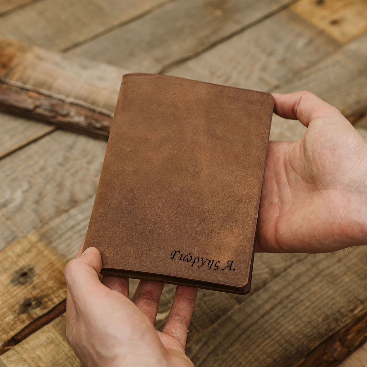 σημειωματάριοα 2026 με καρφίτσα